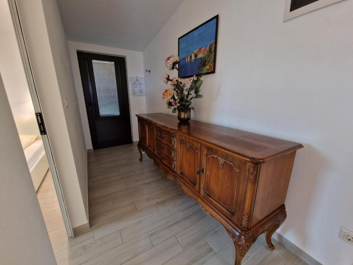 Keser Apartments Rovinj Ngoại thất bức ảnh