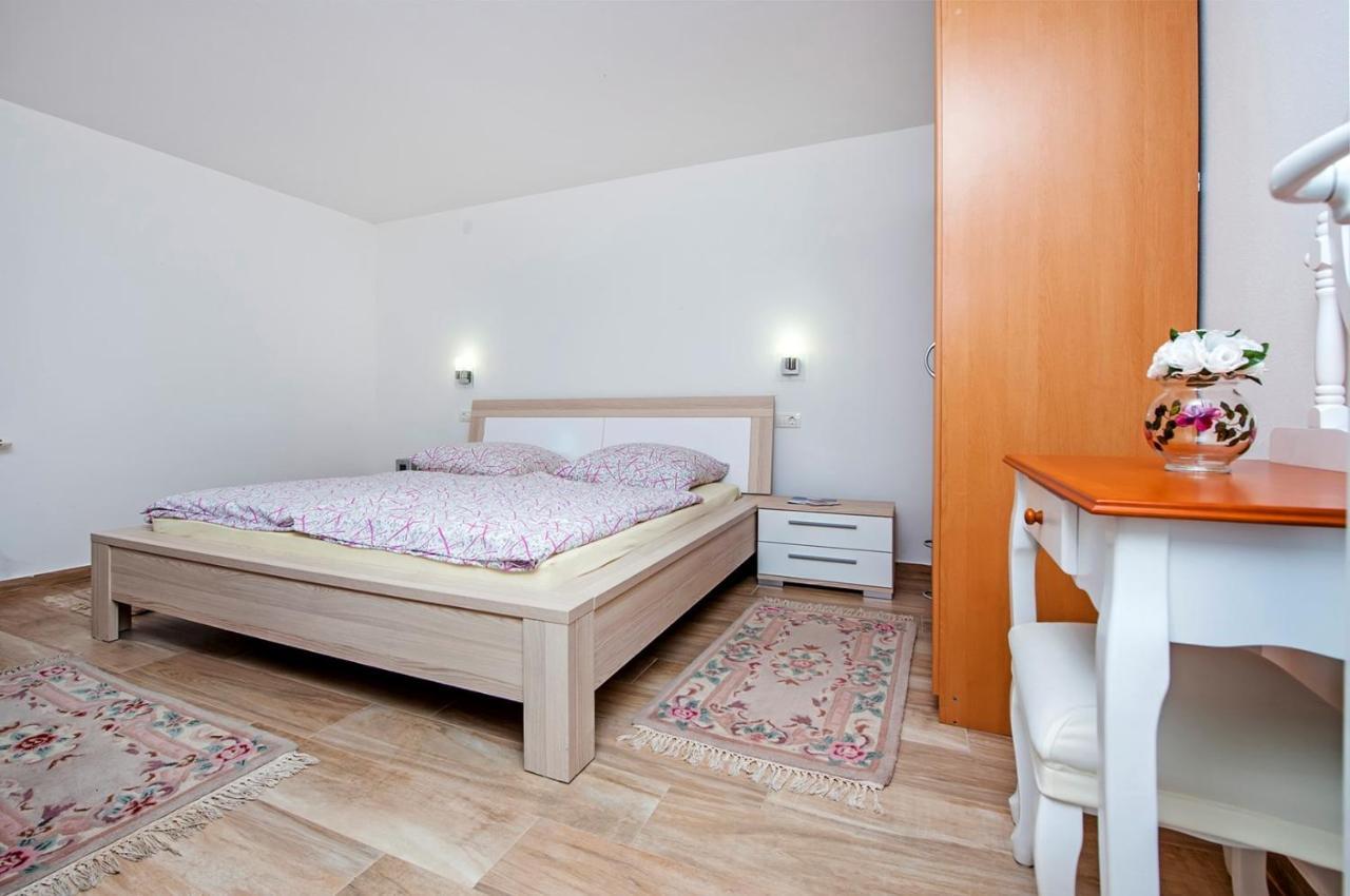 Keser Apartments Rovinj Ngoại thất bức ảnh