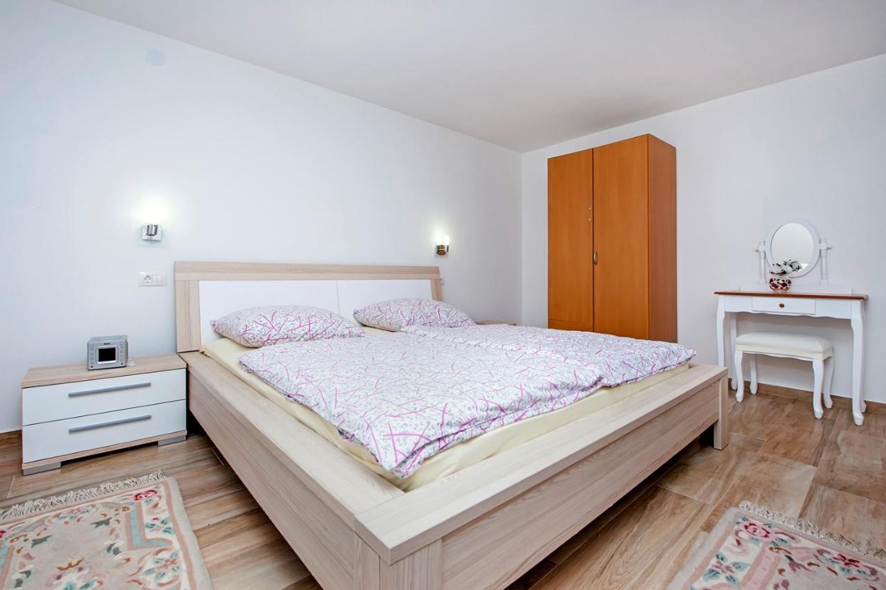 Keser Apartments Rovinj Ngoại thất bức ảnh